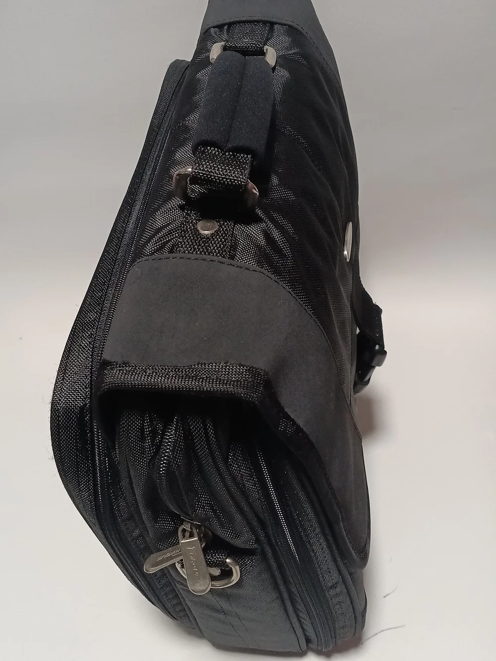 Targus black men